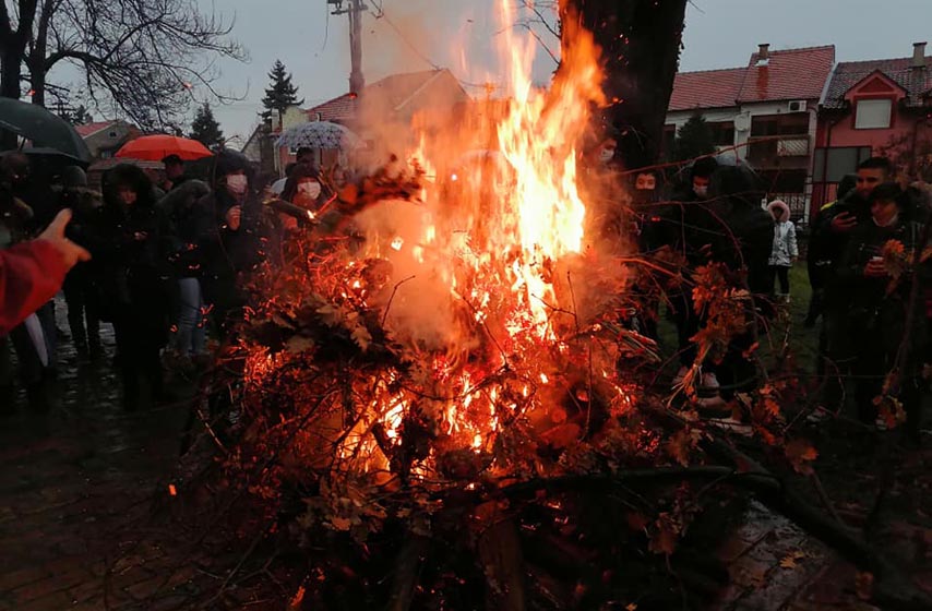 paljenje badnjaka pancevo