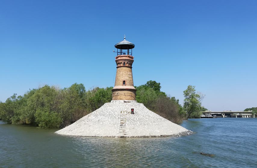 svetionici pancevo, kule svetionici, usce tamisa u dunav, svetionik, pancevo