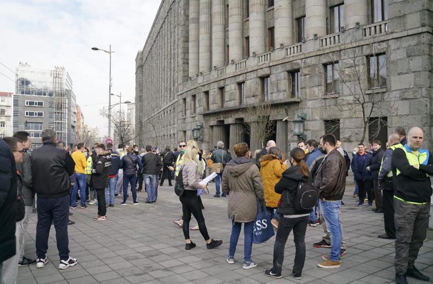 protest radnika poste