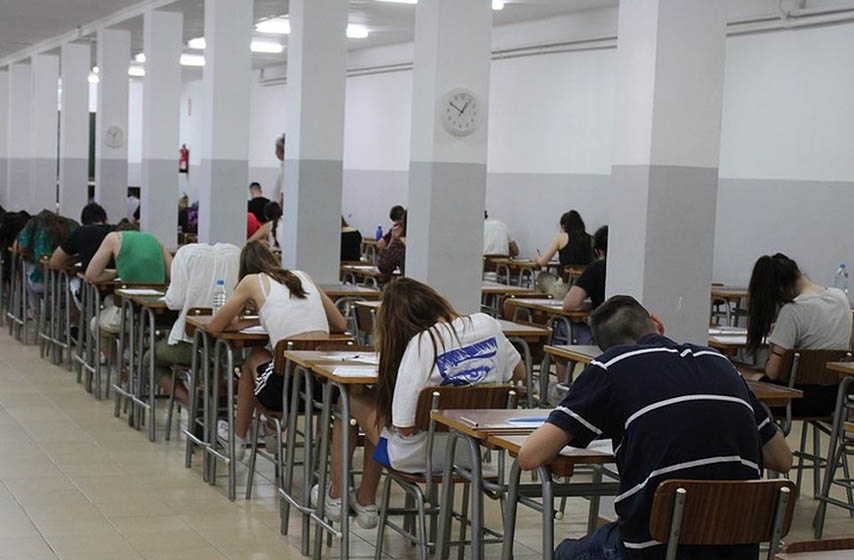 fakultet tehnickih nauka, ispitni rok, blokada, studenti, k-013, vesti srbija