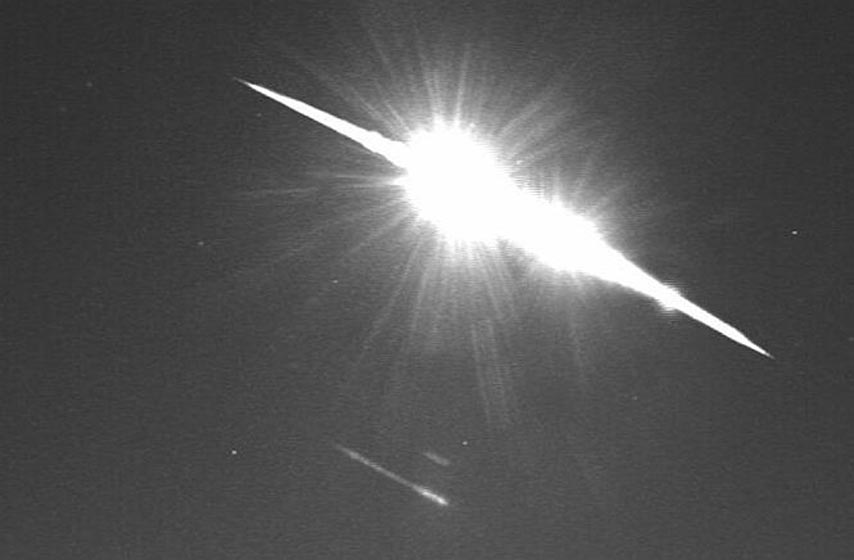 meteor velika britanija