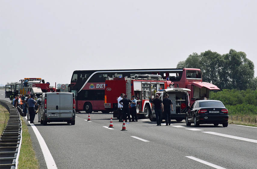 saobracajna nesreca, slavonski brod nesreca, autobus sleteo s puta slavonski brod