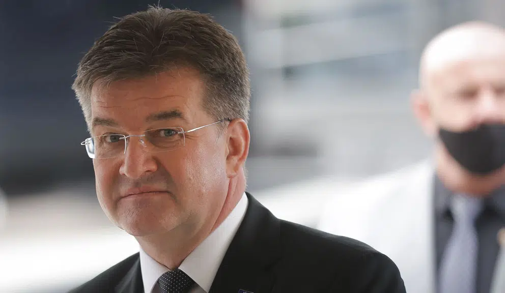 miroslav lajcak, poitika, srbija