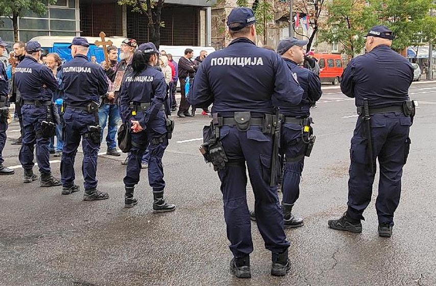 protivnici evroprajda, protest