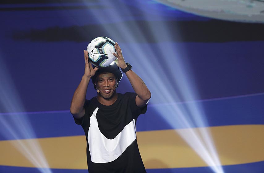 ronaldinjo, ulicni fudbal