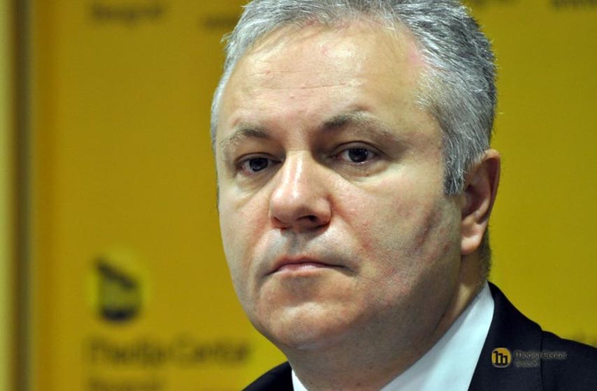 mladjan dinkic, montenegro erlajns
