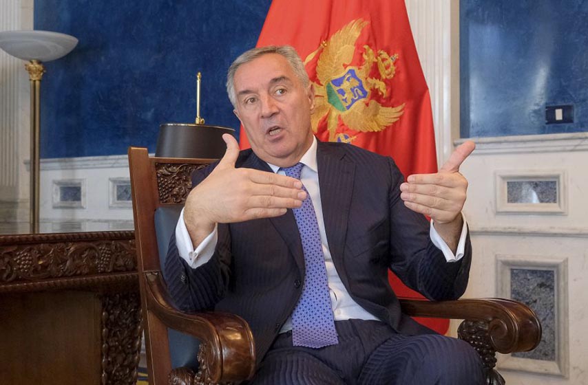 milo djukanovic, ostavka, dps, crna gora