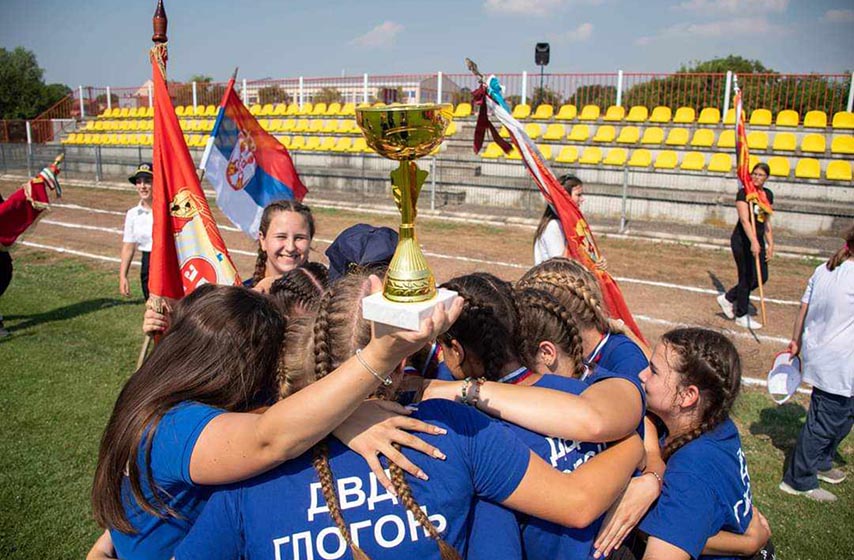 vatrogasno takmičenje, Srbija, DVD Glogonj, ženski juniori, plasman na vatrogasnu olimpijadu, Italija, vatrogasni poligon, štafetna trka, Novi Sad.