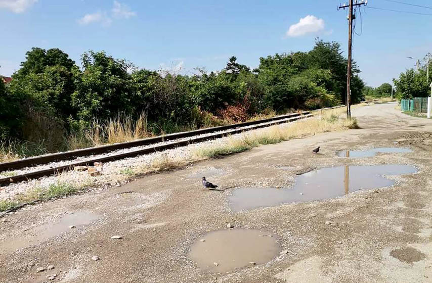 gradska uprava pancevo,grad pancevo, jp urbanizam pancevo, put, odrzavanje puteva, ulica vojvode radomira putnika pancevo, zlatiborska ulica, rupe na putu