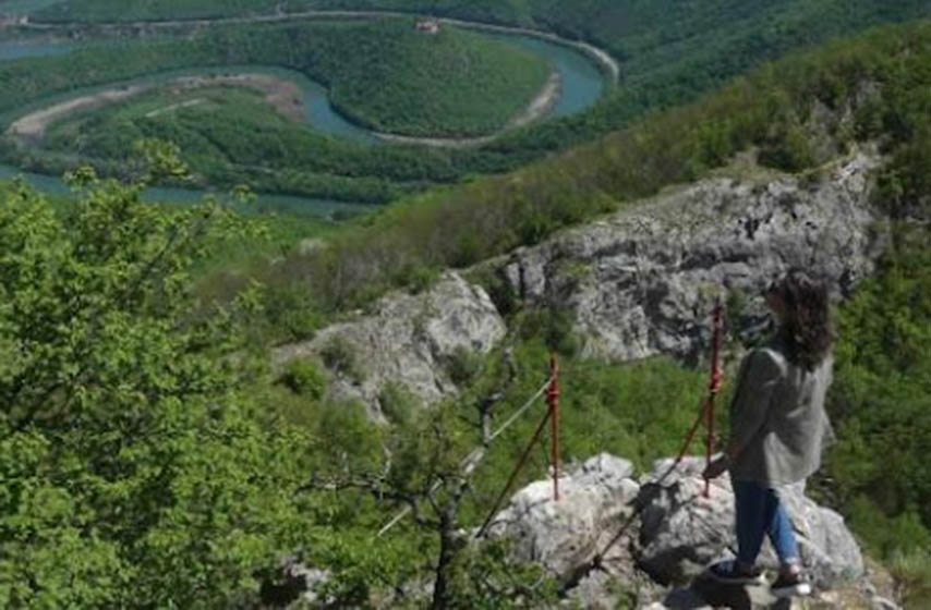 cacak, dveri, ostavka gradonacelnika