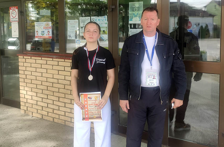 borilacki sportovi, karate klub pancevo, vanja roglic, dragan vukelic, karate