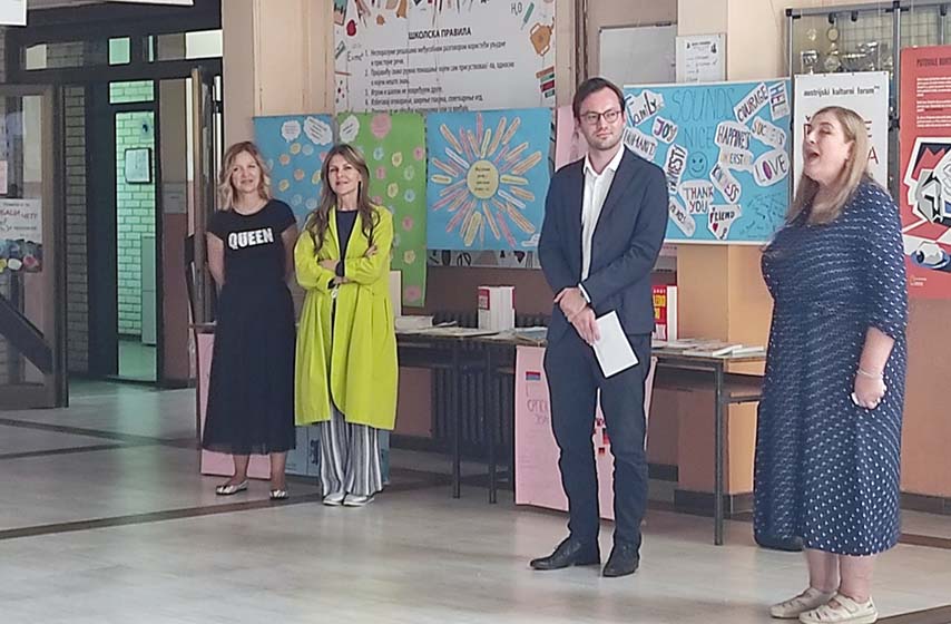 os miroslav mika antic, izlozba cija je mustra becka, pancevo