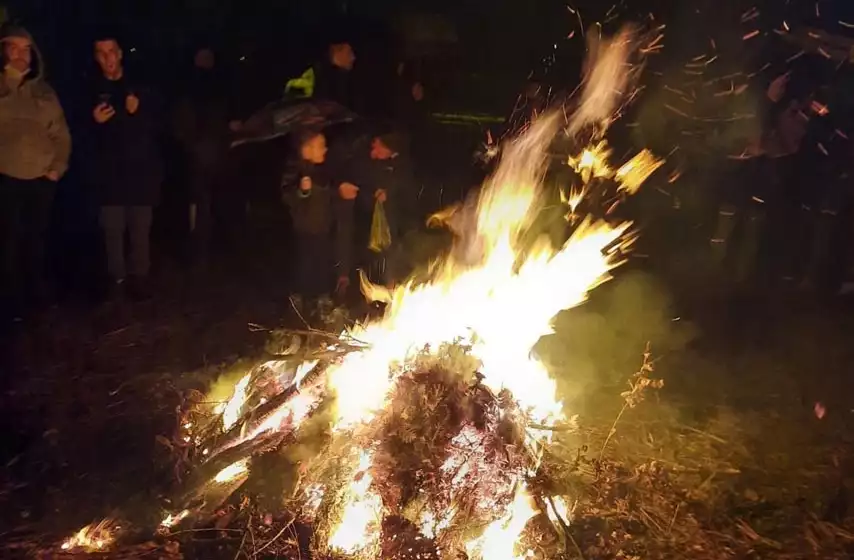bogosluzenje, paljenje badnjaka, hram na strelistu, k-013, vesti pancevo, bozic