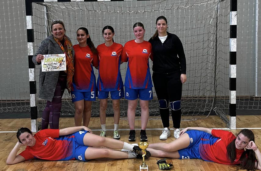 srednja medicinska skola stevica jovanovic, pancevo, okruzno takmicenje u futsalu