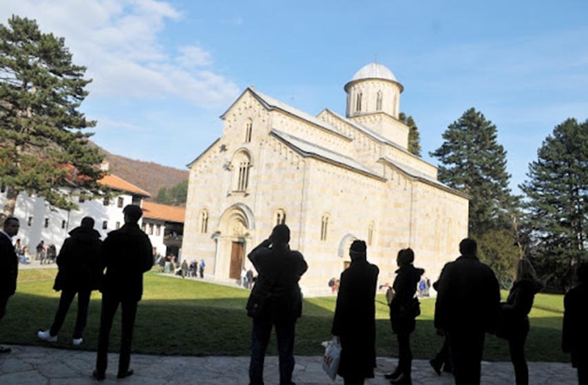 aljbin kurti, manastir visoki decani