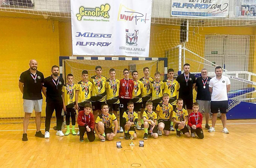 srebrna medalja, pancevo, rukomet, rukometni klub dinamo