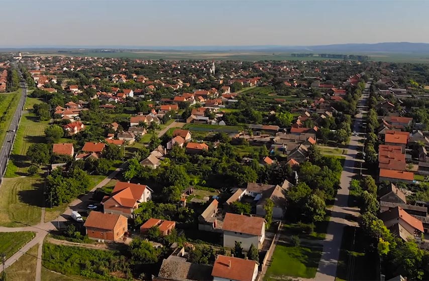 starcevo, bogosluzenje za vaskrs, hram sv. marine, hram sv. pantelejmona