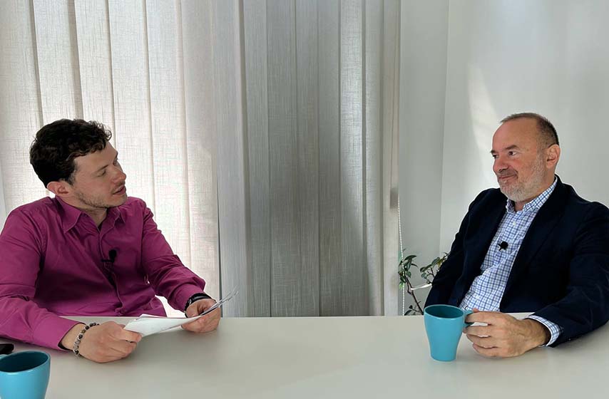 iza kulisa, podkast, vladimir pavicevic, ivan milanovic, platforma za srbiju, k-013